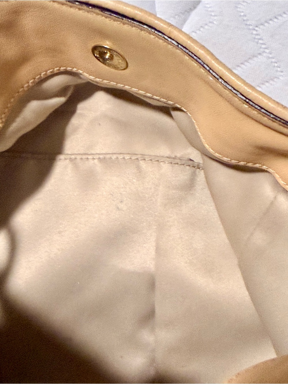 Coach Vintage, Madison pale Yellow Pebbled Leather Hippie Tote Shoulder Bag. - Picture 7 of 11